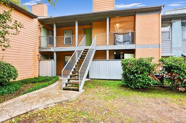 1st image of 3204 Menchaca Rd #212