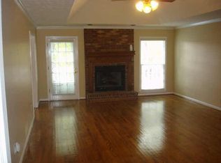 825 Yarmouth Ct, Lawrenceville, GA 30044