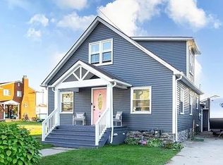 26721 W Huron River Dr, Flat Rock, MI 48134