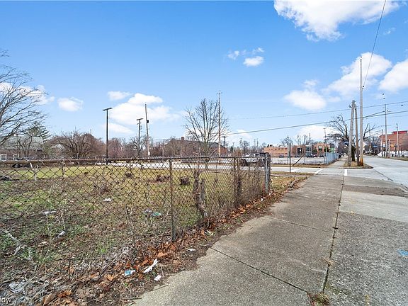 5th image of 2434 E 89th St