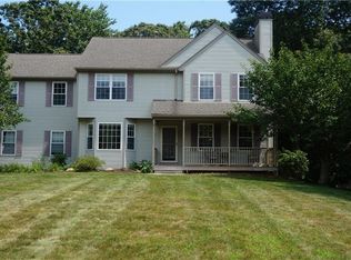 17 Misty Ct, South Kingstown, RI 02879