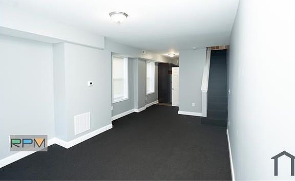 3rd image of 1219 N Luzerne Ave