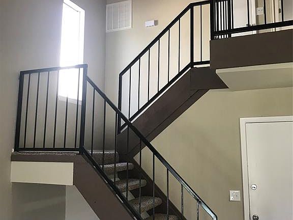 4th image of 6123 S Zunis Ave #6123