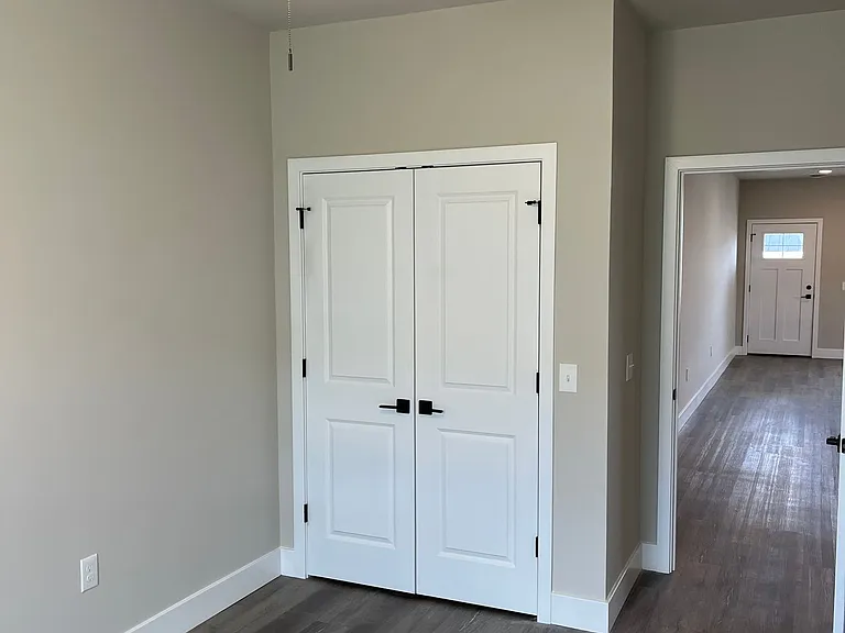 Salem Run Apartments Phase 2 — Photo 13