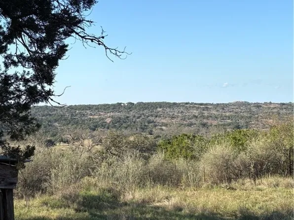103 Lakeview Dr, Burnet, TX 78611