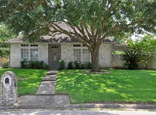 118 Heather Ln, Conroe, TX 77385