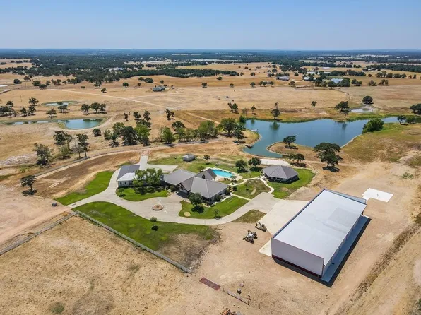 1584 County Road 226, Giddings, TX 78942