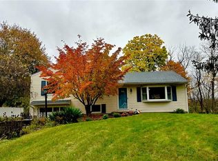 21 Franklin Rd, Hyde Park, NY 12538
