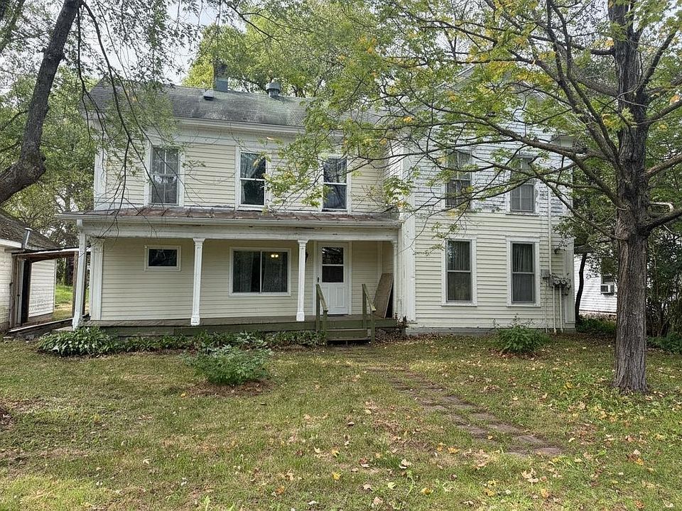 1st image of N4547 Broadway St