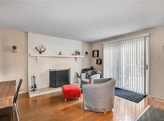 4th image of 2543 Grassy Knoll Ln