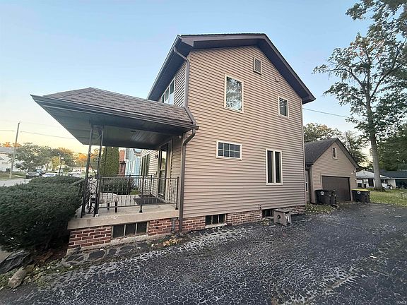 4th image of 306 E Fleming Ave