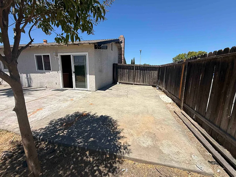 1 Deertree Ct — Photo 8