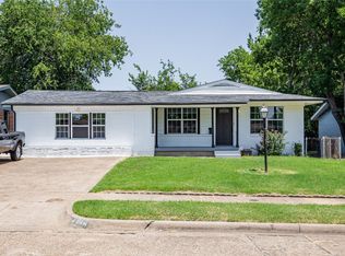 3910 Summitt Ridge Dr, Dallas, TX 75216