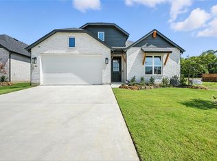 409 Heritage Ranch Trl, Sherman, TX 75092