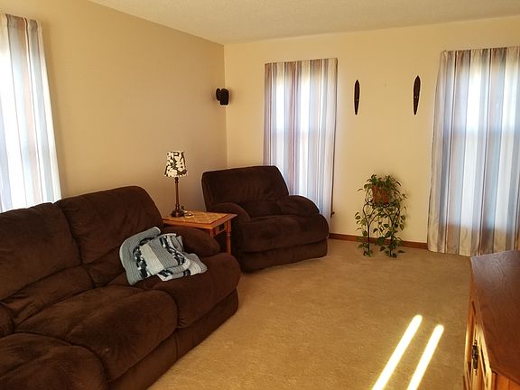 4th image of 5104 Bradford St