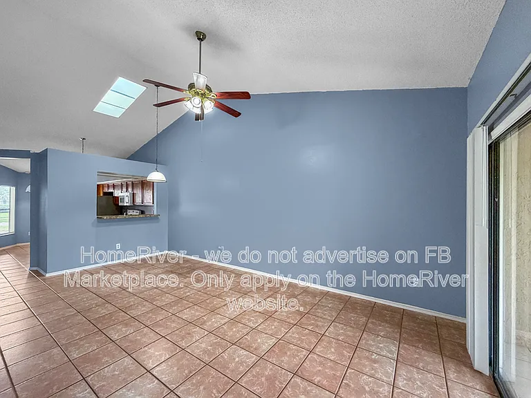 12253 Augusta Woods Cir — Photo 5