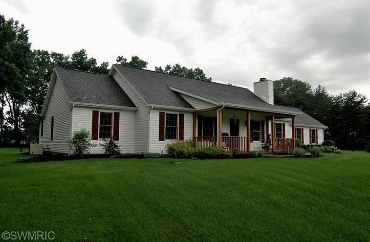 1st image of 25686 Red Pine Ln