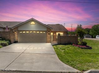 513 Floriade Way, Knoxville, TN 37923