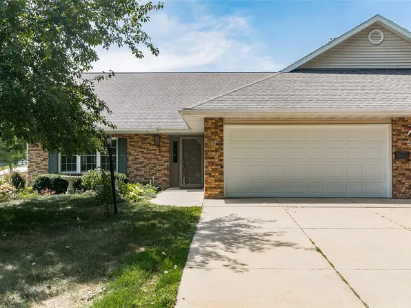 415 1st Ave SW APT B, Mount Vernon, IA 52314