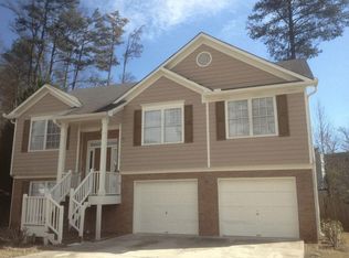 4010 Leeambur Ct NW, Lilburn, GA 30047