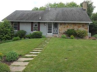 447 Jeffreys Dr, Elizabeth, PA 15037
