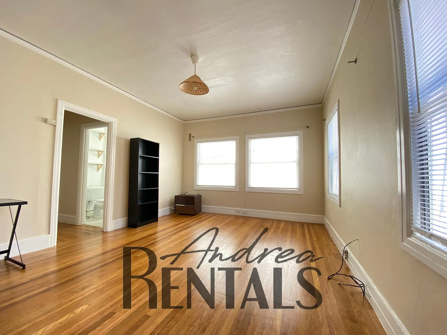Studio, 400 sqft, $1,850 — Photo 2