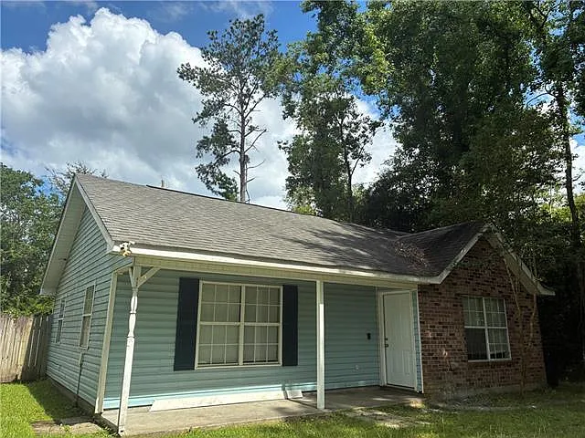 57376 Beech Ave — Photo 1