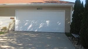 5th image of 4511 Iris Ave