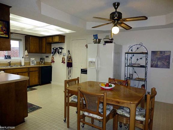 4th image of 12353 Mair Dr