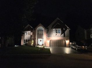 48 Shellridge Dr, East Amherst, NY 14051