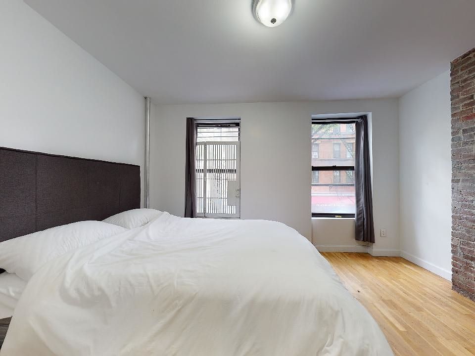1st image of 401 E 78th St APT 2A