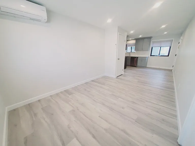 28 Ferris Ave #3 — Photo 3