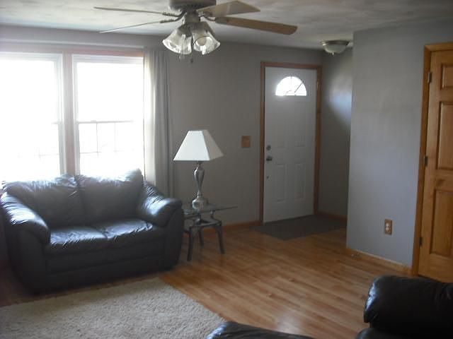 2nd image of 285 Southwood Dr