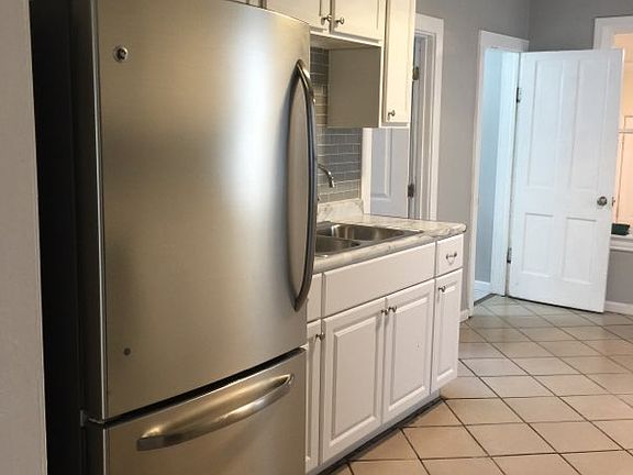 3rd image of 307 S Lincoln Ave