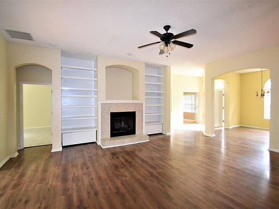2nd image of 3002 Piedmont Manor Dr