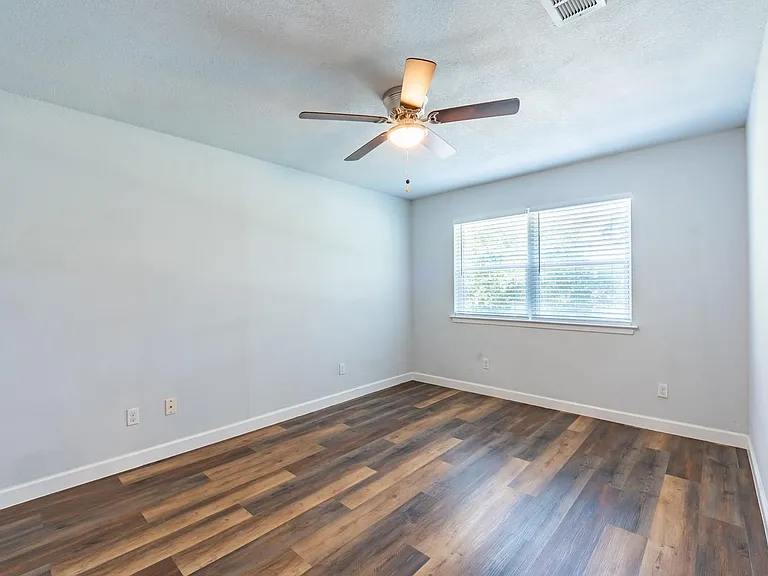 11002 Hard Rock Rd — Photo 29