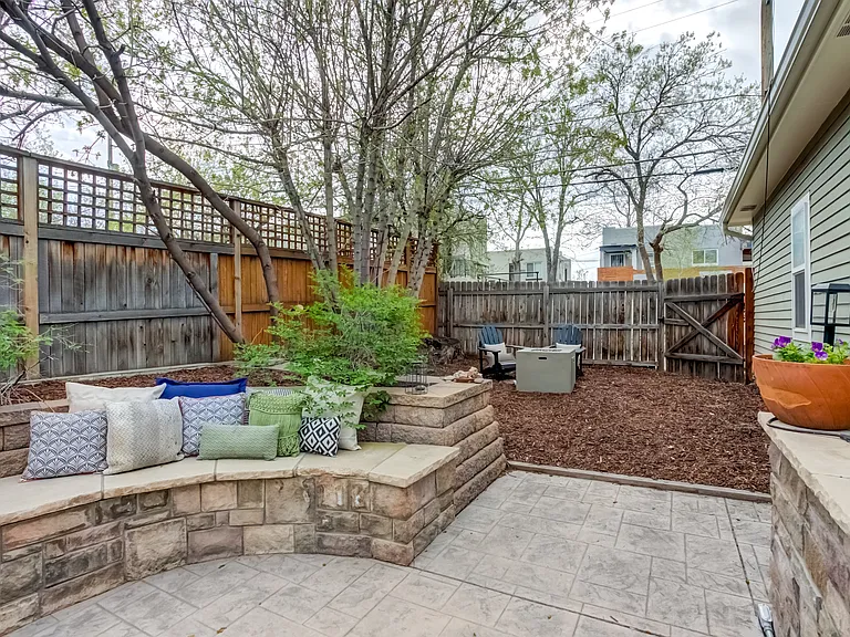 3717 N Eliot St — Photo 16