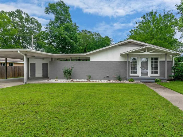 2310 Clay St, Kilgore, TX 75662