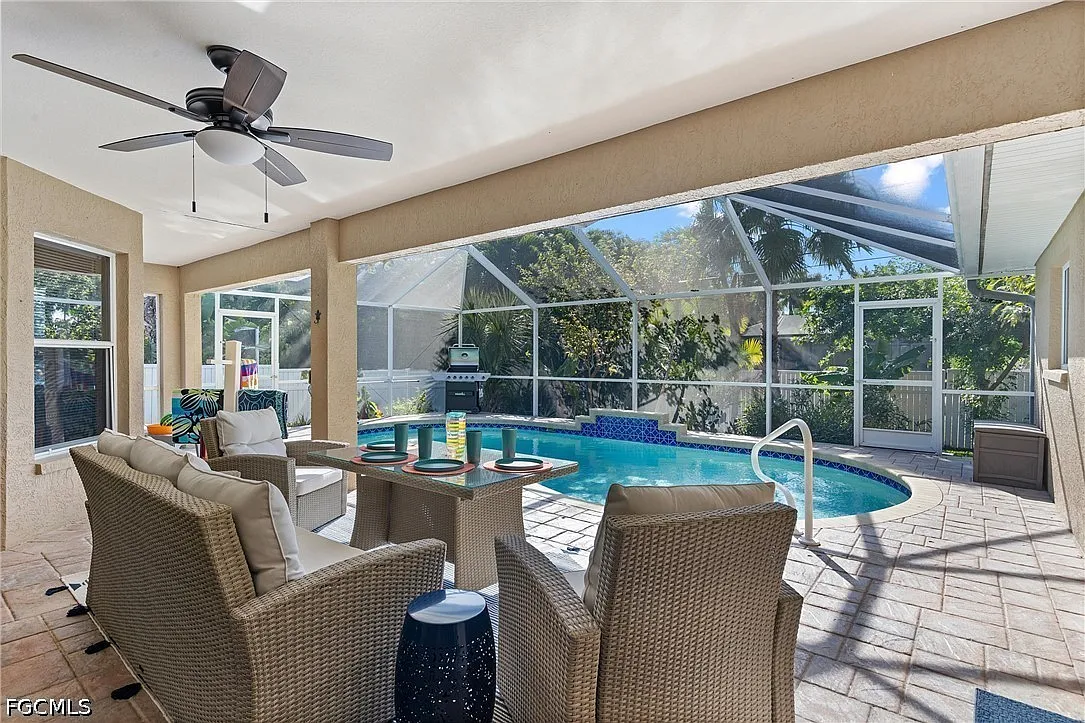 4 bed, 2.0 bath, 2195 sqft, $5,925 — Photo 1