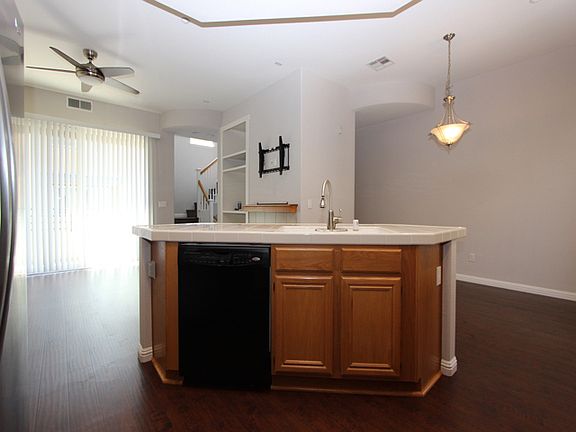 5th image of 2926 Escala Cir