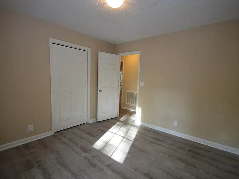 106 N Bell Haven St — Photo 7