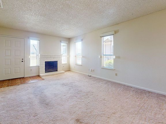 2nd image of 1027 W Dakota Ave APT 104