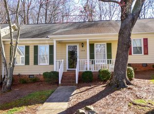1318 Glen Raven Ct, Greensboro, NC 27410
