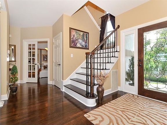 4th image of 21330 Harken Dr