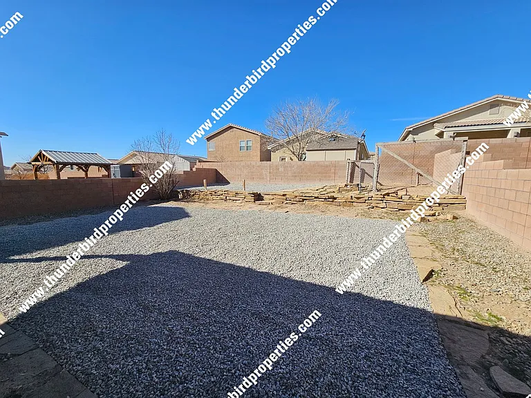 2202 Margarita Dr SE — Photo 17