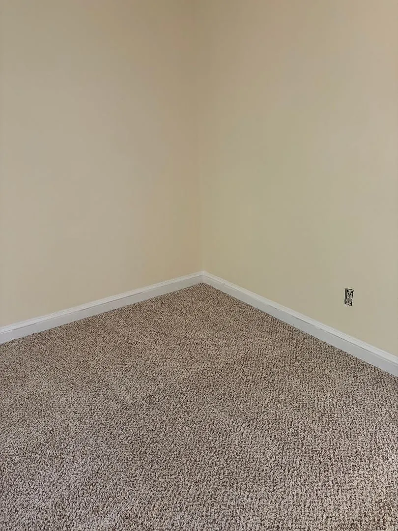 Remodeled Nw Raleigh Townhome Off Leesville Road — Photo 4