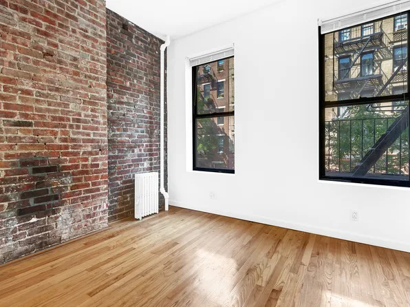 408 West 48th Street image 1 of 5