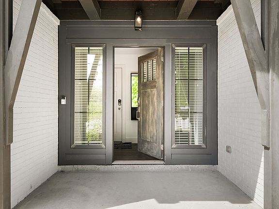 4th image of 2021 Beech Ave #1