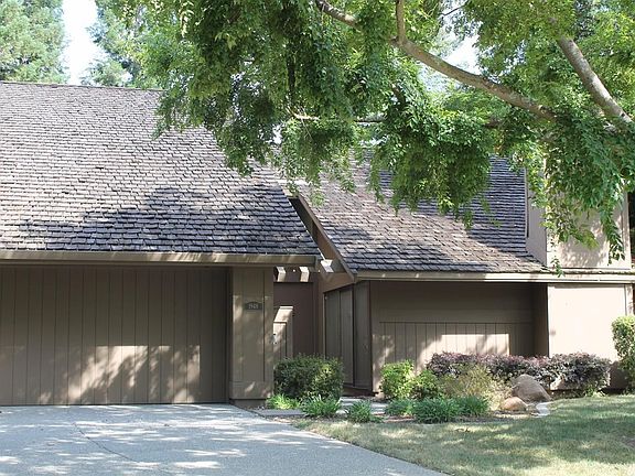 2nd image of 1948 Blossom Rock Pl