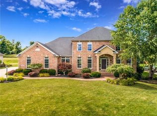2395 Macnaughten St NW, North Canton, OH 44720
